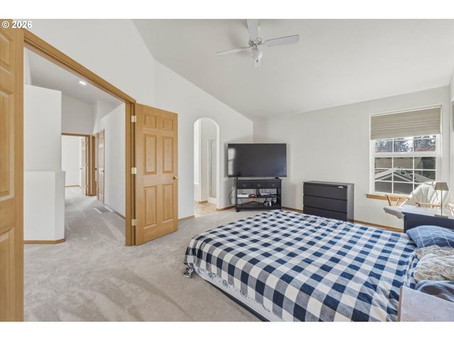 1061 40TH St, Washougal, WA 98671