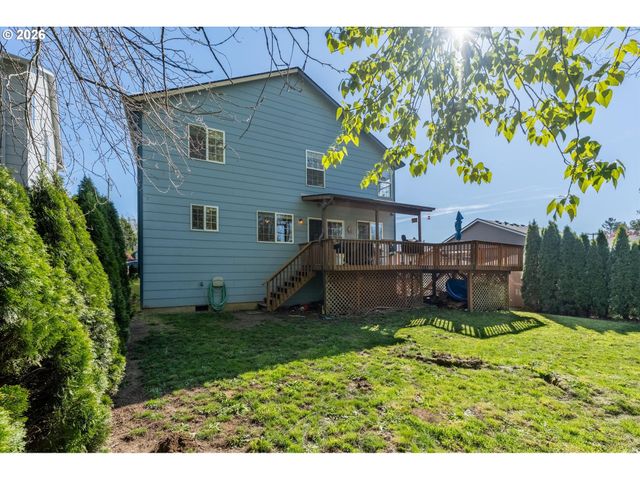 1061 40TH St, Washougal, WA 98671