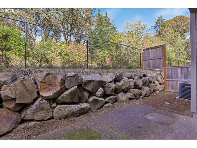 1459 19TH Ave, Forest Grove, OR 97116