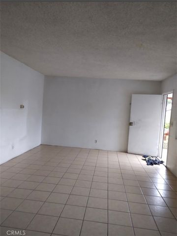 10936 Pope Avenue, Lynwood, CA 90262