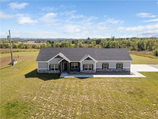 12185 Masonic Drive, Dearborn, MO 64439