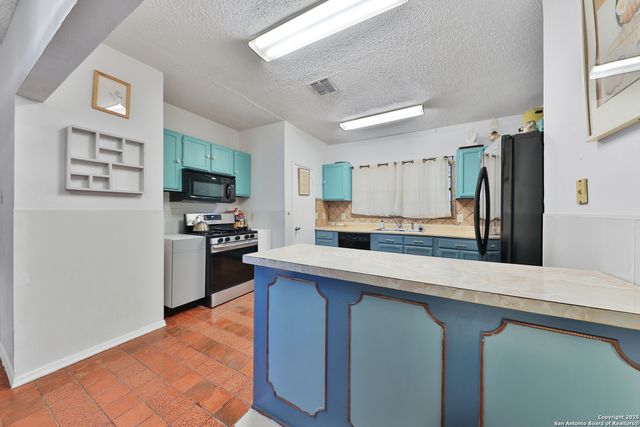 631 san bernardo, San Antonio, TX 78228