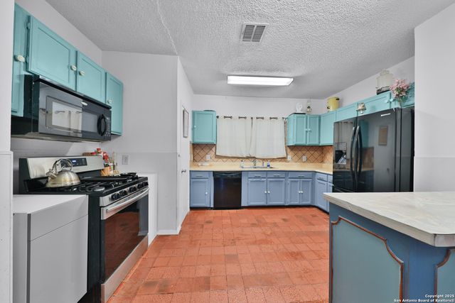 631 san bernardo, San Antonio, TX 78228