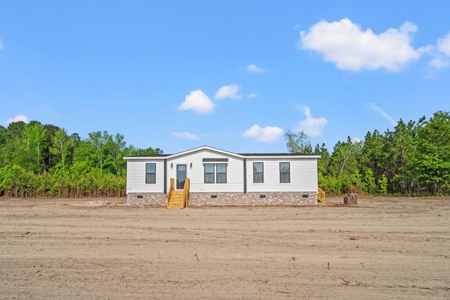 1939 Troy Atkinson Rd., Mullins, SC 29574
