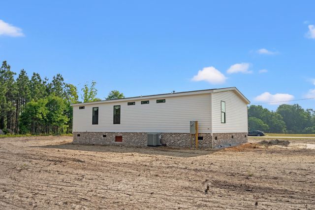 1939 Troy Atkinson Rd., Mullins, SC 29574