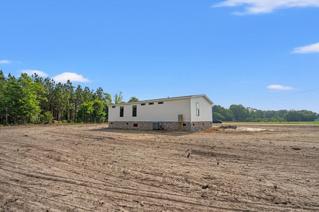 1939 Troy Atkinson Rd., Mullins, SC 29574