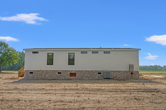 1939 Troy Atkinson Rd., Mullins, SC 29574