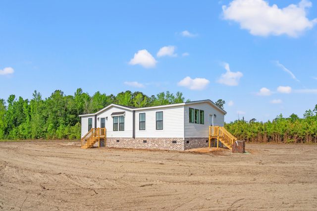 1939 Troy Atkinson Rd., Mullins, SC 29574