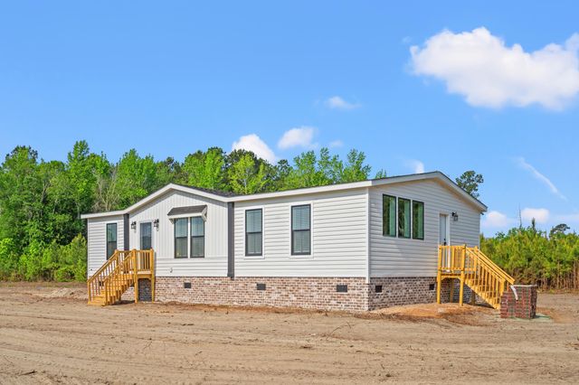 1939 Troy Atkinson Rd., Mullins, SC 29574
