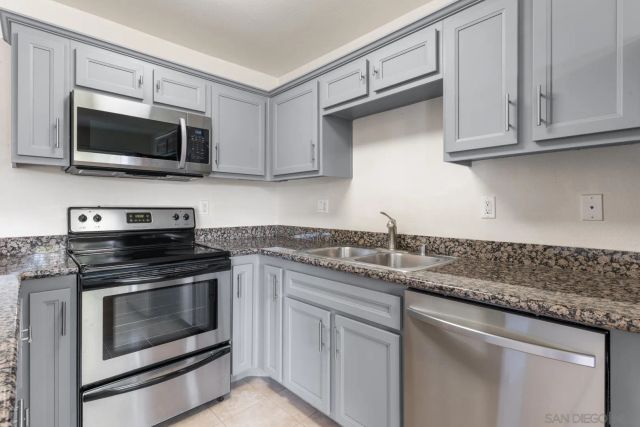 930 Peach Ave 25, El Cajon, CA 92021