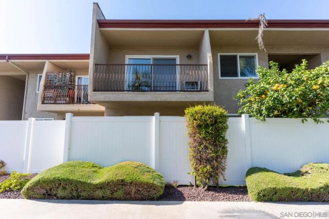 930 Peach Ave 25, El Cajon, CA 92021