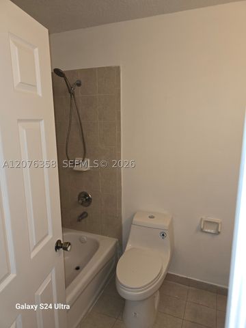 13658 SW 142nd Ter, Miami, FL 33186