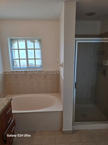 13658 SW 142nd Ter, Miami, FL 33186