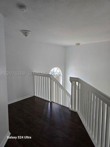 13658 SW 142nd Ter, Miami, FL 33186
