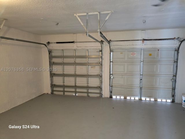 13658 SW 142nd Ter, Miami, FL 33186