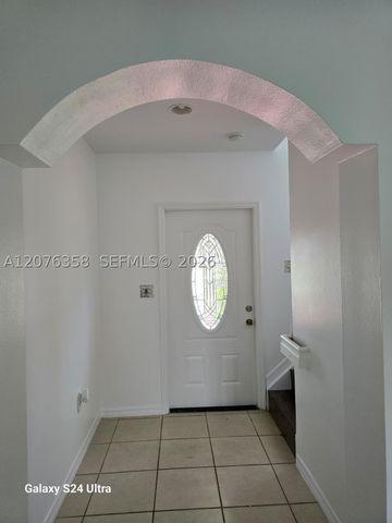 13658 SW 142nd Ter, Miami, FL 33186