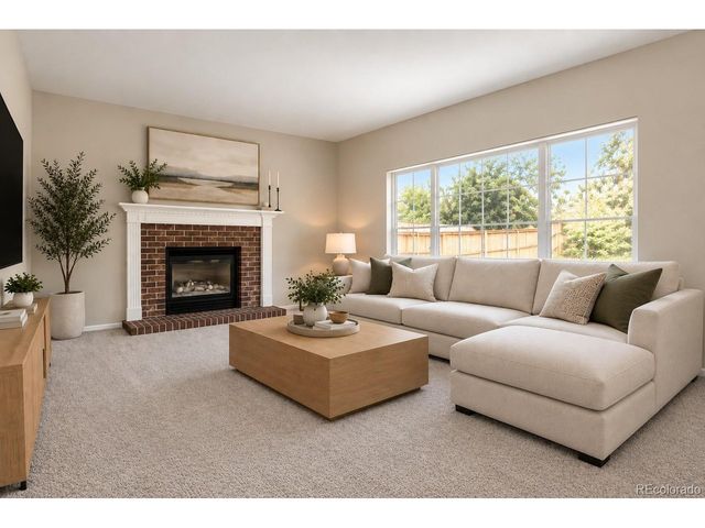 8955 Miners Dr, Highlands Ranch, CO 80126