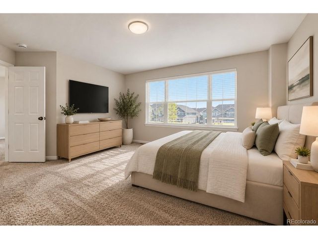 8955 Miners Dr, Highlands Ranch, CO 80126