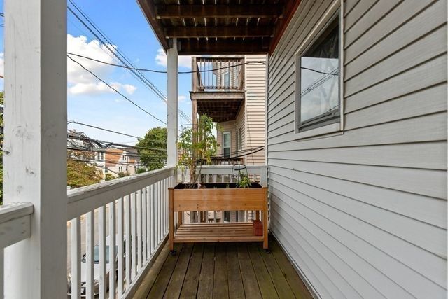 47 Litchfield St 102, Boston, MA 02135
