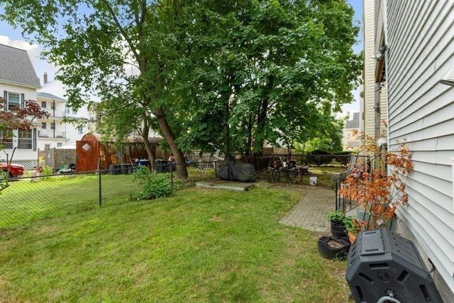 47 Litchfield St 102, Boston, MA 02135