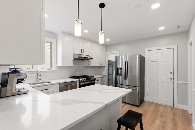 47 Litchfield St 102, Boston, MA 02135