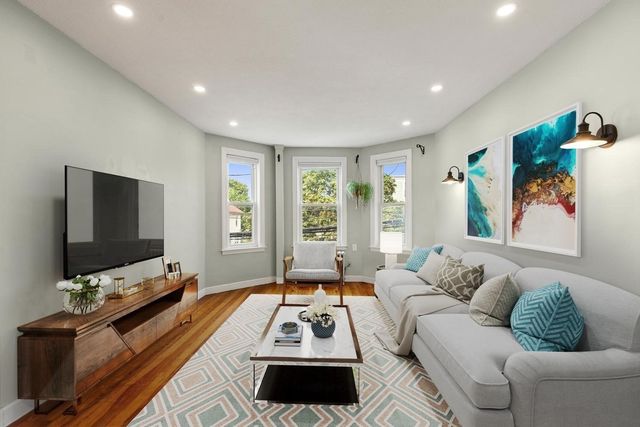 47 Litchfield St 102, Boston, MA 02135