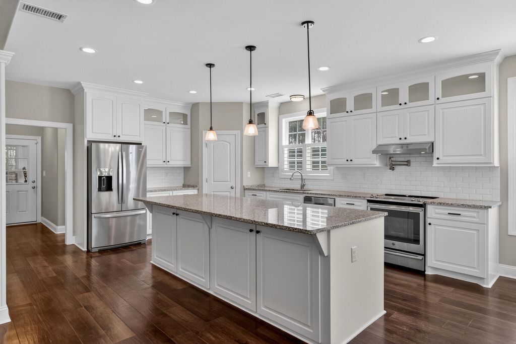 Image 2 of property listing at 2417 Old Highway 52, Moncks Corner, SC 29461