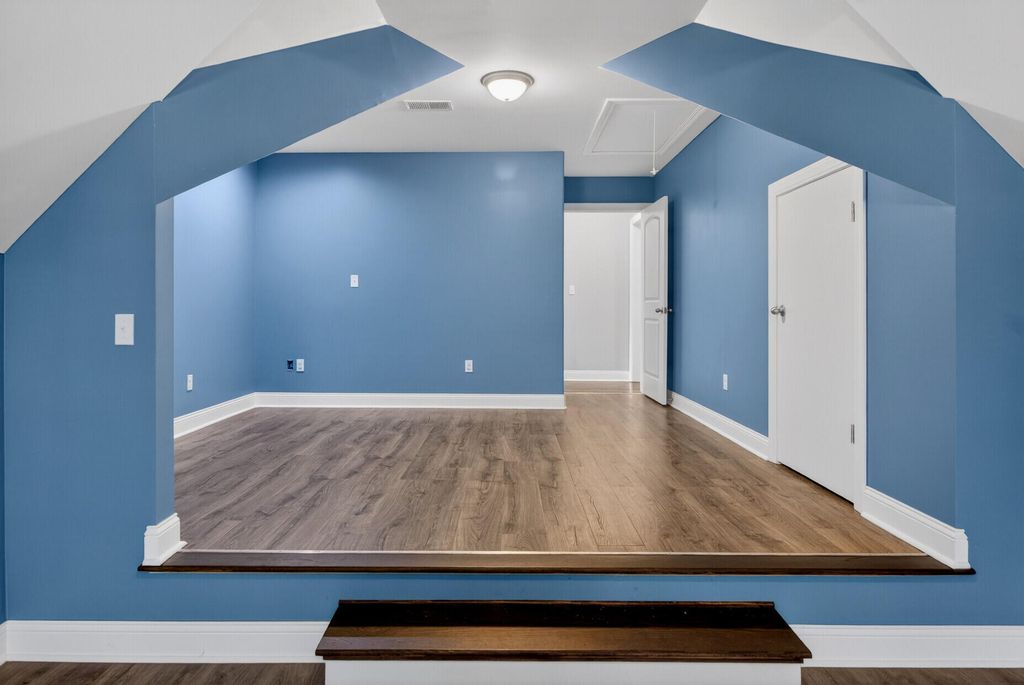 Image 21 of property listing at 2417 Old Highway 52, Moncks Corner, SC 29461