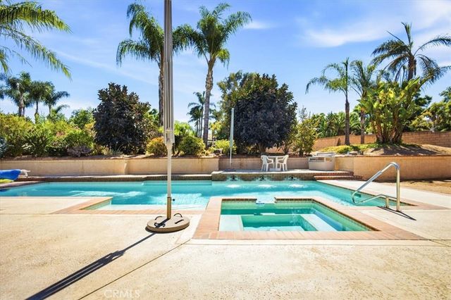 10852 Cleveland, Riverside, CA 92503