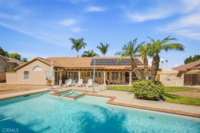 10852 Cleveland, Riverside, CA 92503