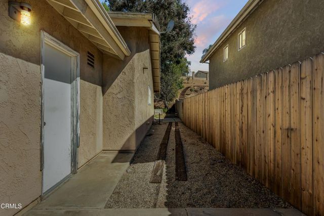 716 Paseo De Leon, Thousand Oaks, CA 91320