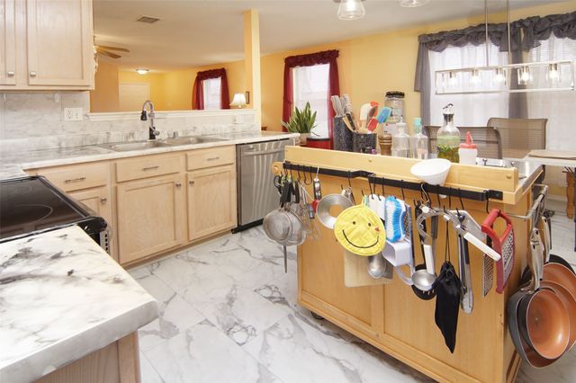 4245 Gray Fox Drive, Fort Worth, TX 76123