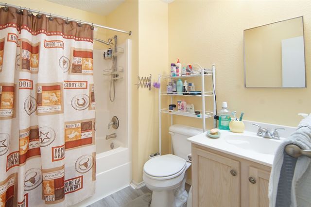 4245 Gray Fox Drive, Fort Worth, TX 76123