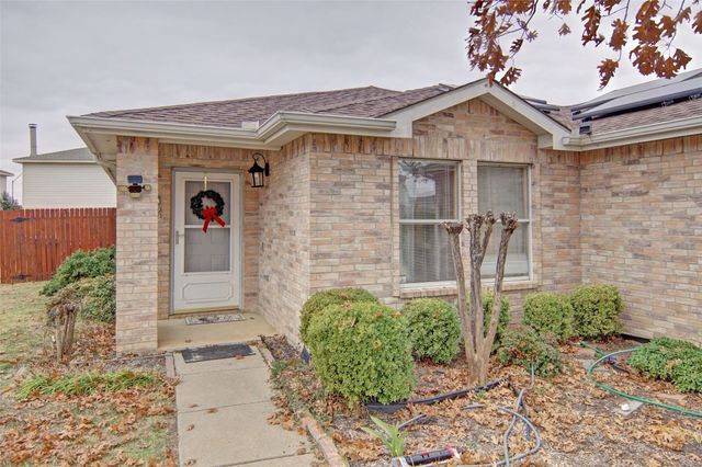 4245 Gray Fox Drive, Fort Worth, TX 76123