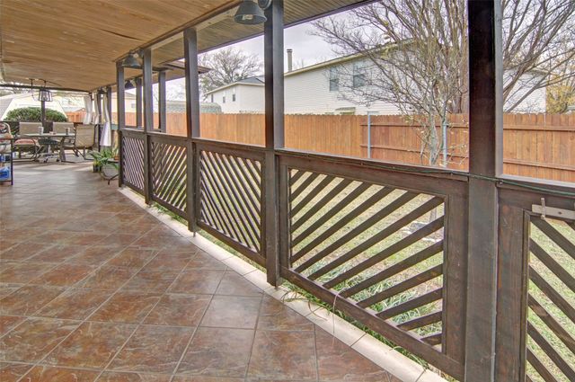 4245 Gray Fox Drive, Fort Worth, TX 76123