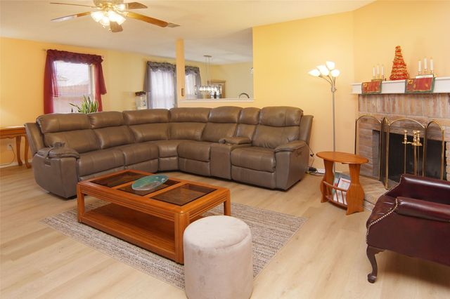 4245 Gray Fox Drive, Fort Worth, TX 76123