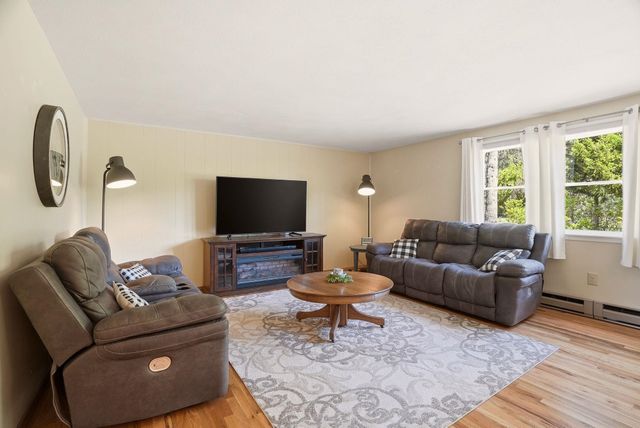 2619 W Woolard Rd, Colbert, WA 99005