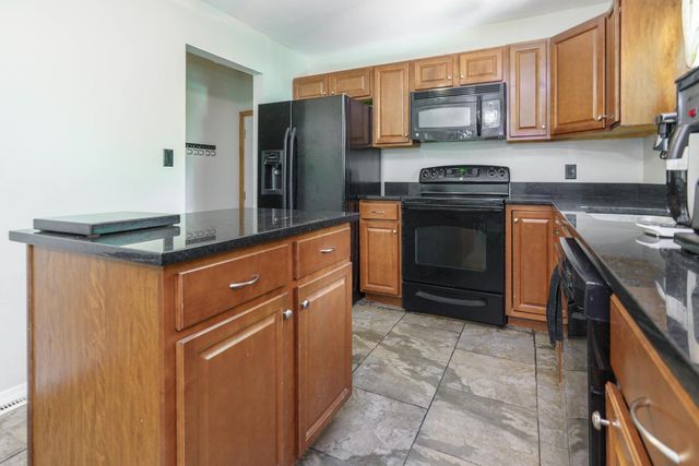 1475 Fahlander Drive S, Columbus, OH 43229