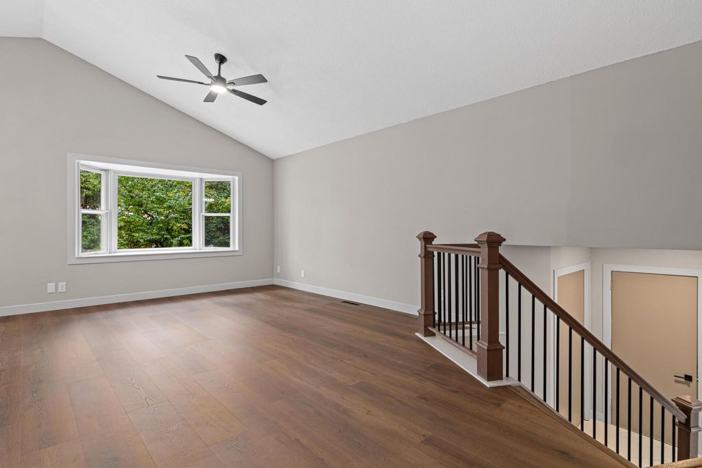 2365 Hillwood Drive E, Maplewood, MN 55119 — photo 3