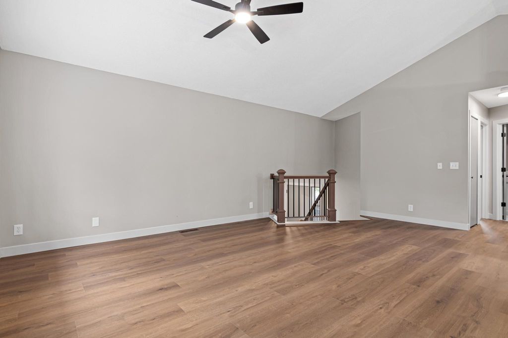 2365 Hillwood Drive E, Maplewood, MN 55119 — photo 5