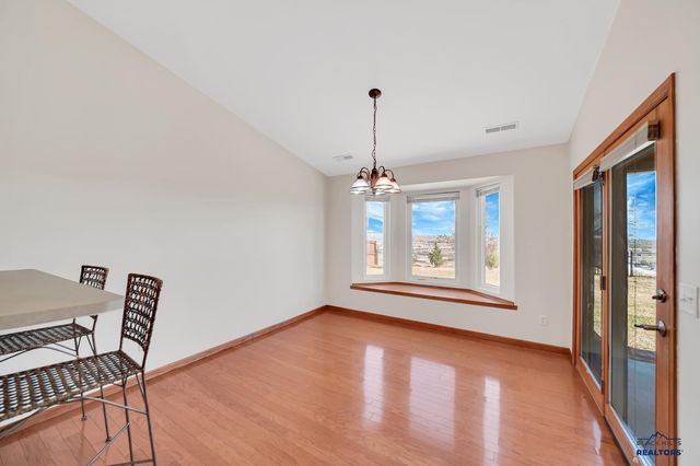 2430 SMITH AVE, Rapid City, SD 57701