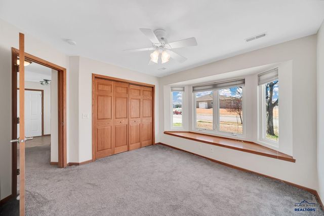 2430 SMITH AVE, Rapid City, SD 57701