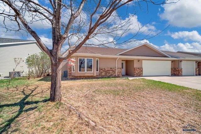 2430 SMITH AVE, Rapid City, SD 57701