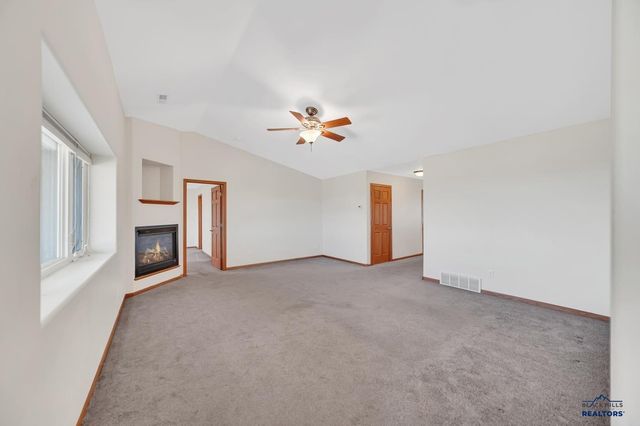 2430 SMITH AVE, Rapid City, SD 57701