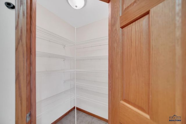 2430 SMITH AVE, Rapid City, SD 57701