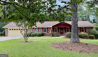 110 Marilyn Drive E, Fayetteville, GA 30214