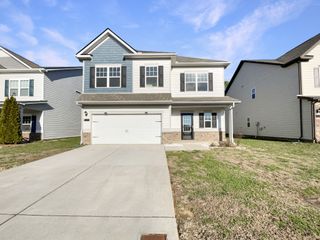 560 Sunflower Dr, Smyrna, TN 37167