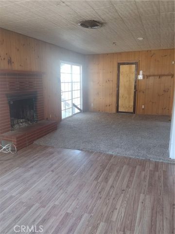 7 Pioneer Place, Bodfish, CA 93205