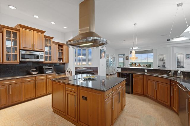 4908 64TH DRIVE W, Bradenton, FL 34210