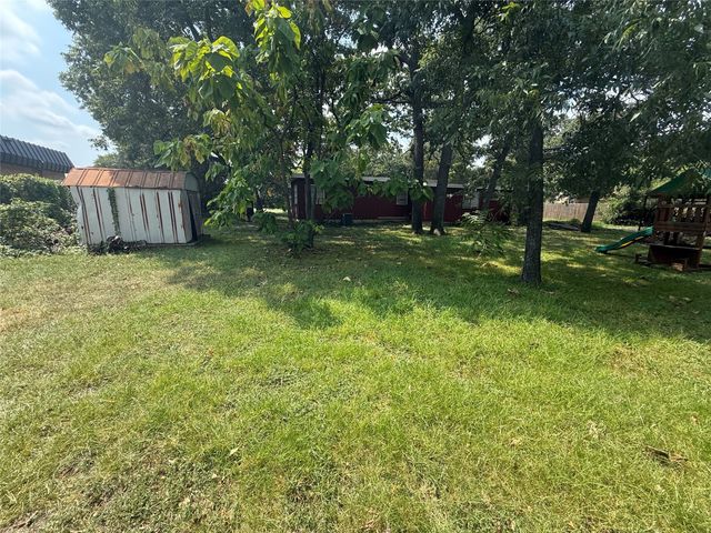 709 Lynda Lane, Arlington, TX 76013